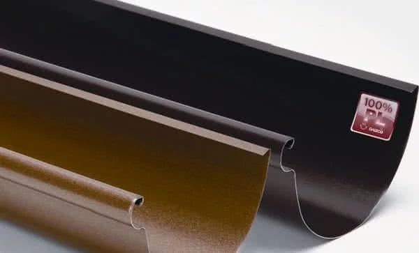 Rynna wykonana z PVC Rynna wykonana z PVC