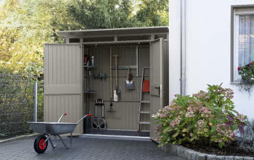 Metalowy domek narzędziowy. Prosty sposób na porządek w ogrodzie