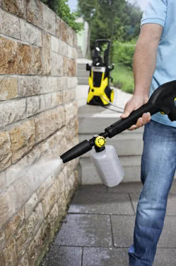 Czyststa kostka, czyste murki - urządzenia wysokociśneiniowe Karcher